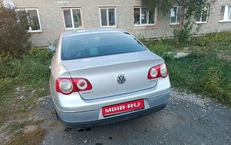 Volkswagen Passat B6, 2006 год, 650 000 рублей, 1 фотография
