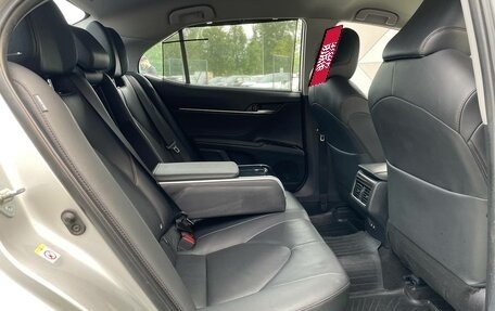 Toyota Camry, 2018 год, 2 890 000 рублей, 13 фотография