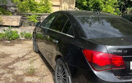Chevrolet Cruze II, 2010 год, 300 000 рублей, 5 фотография