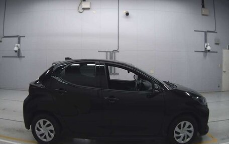 Toyota Yaris, 2021 год, 651 000 рублей, 5 фотография
