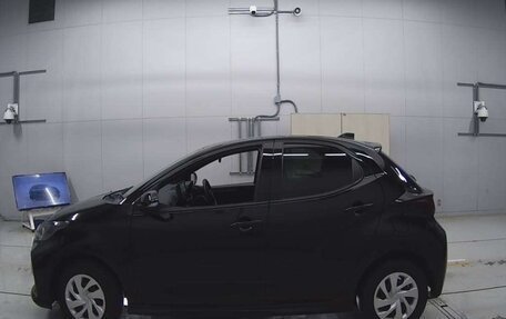 Toyota Yaris, 2021 год, 651 000 рублей, 6 фотография