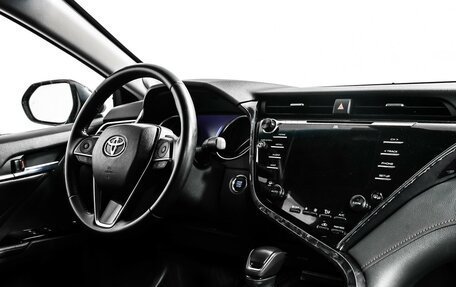 Toyota Camry, 2018 год, 2 673 440 рублей, 9 фотография