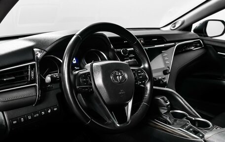 Toyota Camry, 2018 год, 2 673 440 рублей, 13 фотография