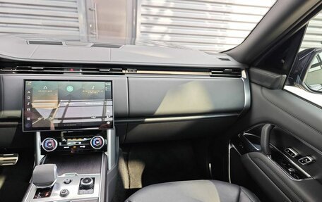 Land Rover Range Rover IV рестайлинг, 2023 год, 21 799 000 рублей, 17 фотография