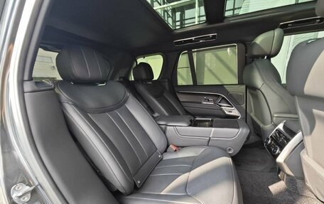 Land Rover Range Rover IV рестайлинг, 2023 год, 21 799 000 рублей, 22 фотография
