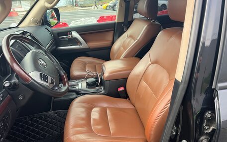 Toyota Land Cruiser 200, 2015 год, 4 999 500 рублей, 10 фотография