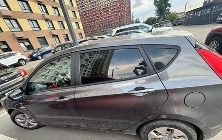 Hyundai Solaris II рестайлинг, 2014 год, 850 000 рублей, 4 фотография