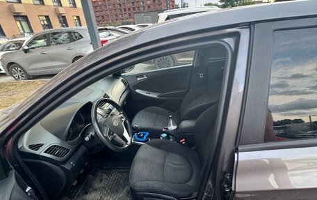 Hyundai Solaris II рестайлинг, 2014 год, 850 000 рублей, 5 фотография