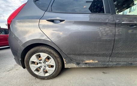 Hyundai Solaris II рестайлинг, 2014 год, 850 000 рублей, 10 фотография