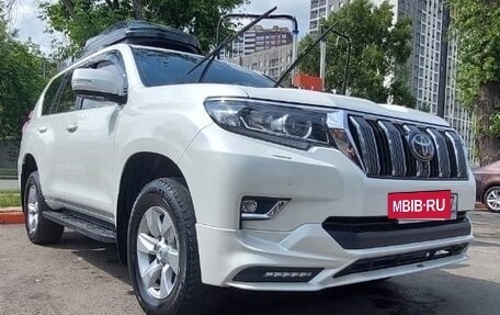 Toyota Land Cruiser Prado 150 рестайлинг 2, 2019 год, 4 500 000 рублей, 4 фотография