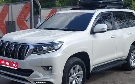 Toyota Land Cruiser Prado 150 рестайлинг 2, 2019 год, 4 500 000 рублей, 2 фотография