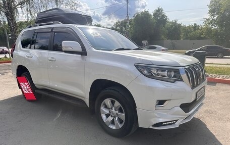 Toyota Land Cruiser Prado 150 рестайлинг 2, 2019 год, 4 500 000 рублей, 10 фотография