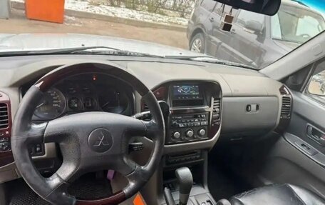 Mitsubishi Pajero III рестайлинг, 2001 год, 1 150 000 рублей, 10 фотография