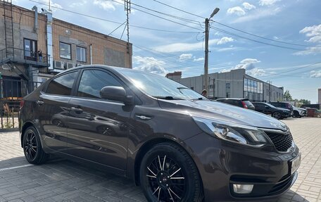 KIA Rio III рестайлинг, 2016 год, 1 000 000 рублей, 24 фотография