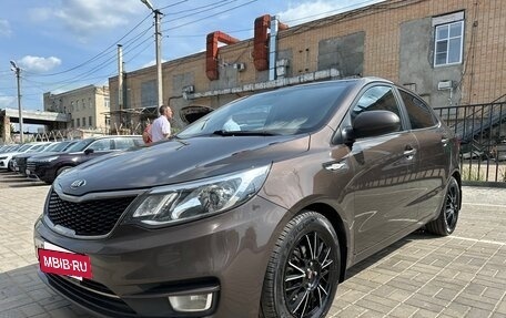 KIA Rio III рестайлинг, 2016 год, 1 000 000 рублей, 19 фотография