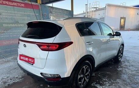 KIA Sportage IV рестайлинг, 2021 год, 2 650 000 рублей, 2 фотография