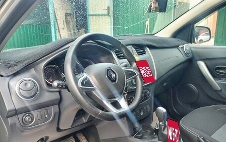Renault Logan II, 2022 год, 1 300 000 рублей, 6 фотография