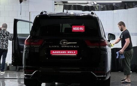 Toyota Land Cruiser, 2022 год, 10 200 000 рублей, 7 фотография