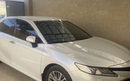 Toyota Camry, 2019 год, 3 500 000 рублей, 12 фотография