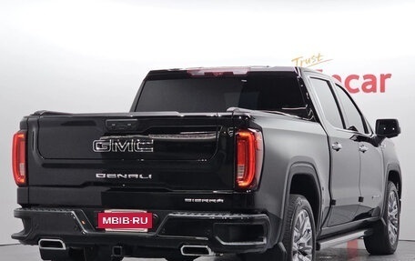 GMC Sierra, 2023 год, 9 749 000 рублей, 3 фотография