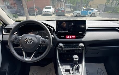 Toyota RAV4, 2025 год, 3 750 000 рублей, 12 фотография