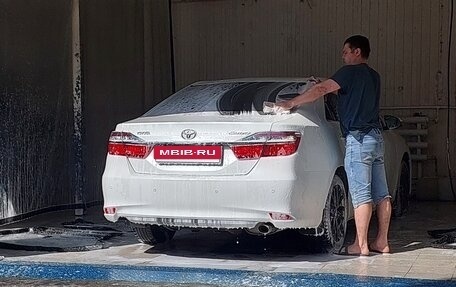 Toyota Camry, 2015 год, 2 000 000 рублей, 9 фотография