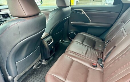 Lexus RX IV рестайлинг, 2016 год, 4 190 000 рублей, 6 фотография