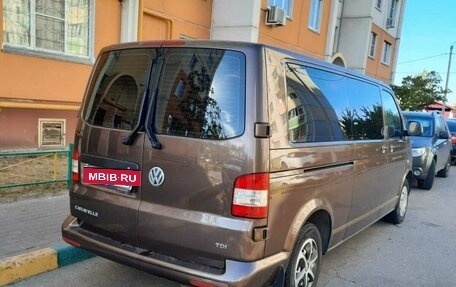 Volkswagen Caravelle T5, 2013 год, 2 300 000 рублей, 11 фотография