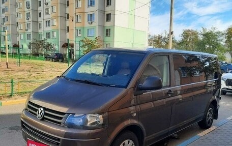 Volkswagen Caravelle T5, 2013 год, 2 300 000 рублей, 12 фотография