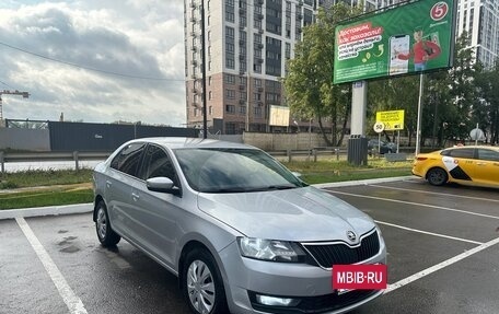 Skoda Rapid I, 2018 год, 1 100 000 рублей, 2 фотография