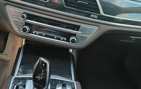 BMW 7 серия, 2017 год, 2 799 999 рублей, 6 фотография