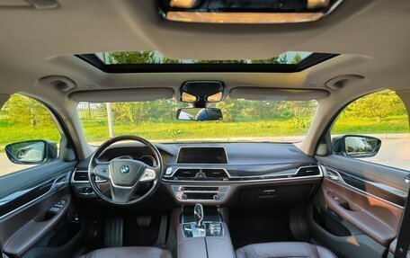 BMW 7 серия, 2017 год, 2 799 999 рублей, 4 фотография