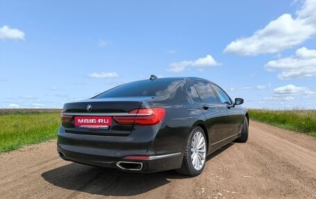 BMW 7 серия, 2017 год, 2 799 999 рублей, 3 фотография
