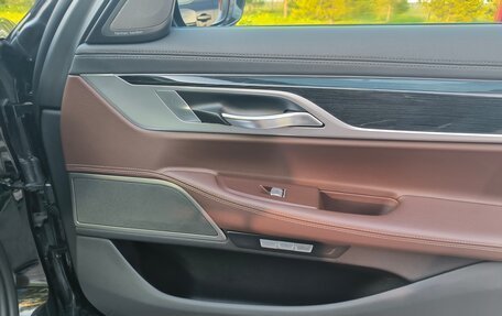 BMW 7 серия, 2017 год, 2 799 999 рублей, 13 фотография