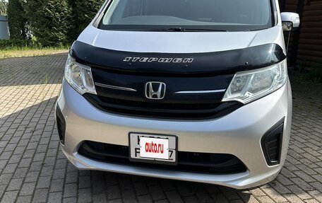 Honda Stepwgn IV, 2019 год, 2 099 000 рублей, 2 фотография