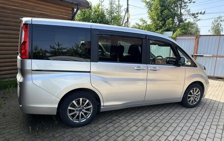 Honda Stepwgn IV, 2019 год, 2 099 000 рублей, 6 фотография