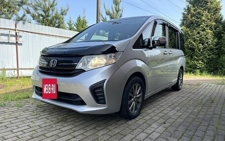 Honda Stepwgn IV, 2019 год, 2 099 000 рублей, 9 фотография