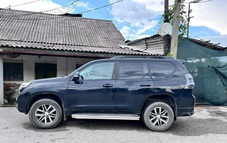 Toyota Land Cruiser Prado 150 рестайлинг 2, 2016 год, 3 500 000 рублей, 4 фотография
