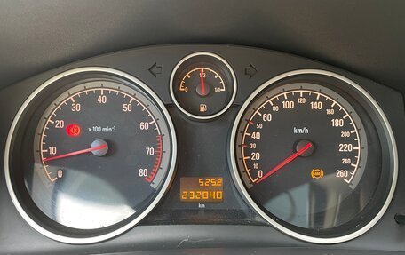 Opel Astra H, 2011 год, 700 000 рублей, 1 фотография