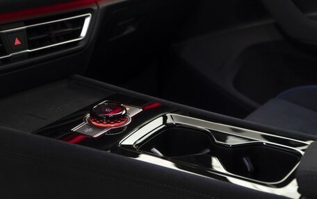 Volkswagen Tiguan, 2024 год, 4 750 000 рублей, 16 фотография