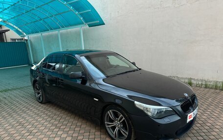 BMW 5 серия, 2004 год, 750 000 рублей, 8 фотография