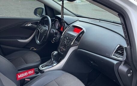 Opel Astra J, 2011 год, 520 000 рублей, 14 фотография