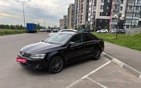 Volkswagen Jetta VI, 2012 год, 1 500 000 рублей, 2 фотография