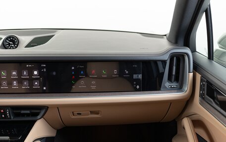 Porsche Cayenne III, 2025 год, 16 390 000 рублей, 18 фотография