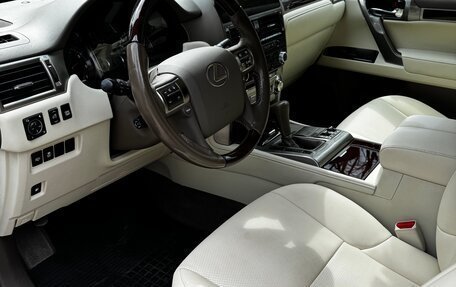 Lexus GX II, 2016 год, 4 800 000 рублей, 7 фотография