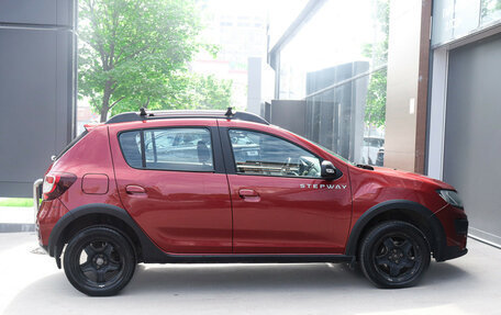 Renault Sandero II рестайлинг, 2017 год, 899 000 рублей, 4 фотография
