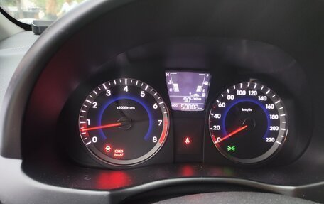 Hyundai Solaris II рестайлинг, 2013 год, 1 050 000 рублей, 6 фотография