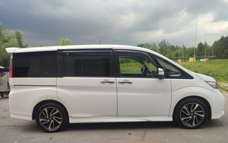 Honda Stepwgn IV, 2016 год, 1 900 000 рублей, 6 фотография