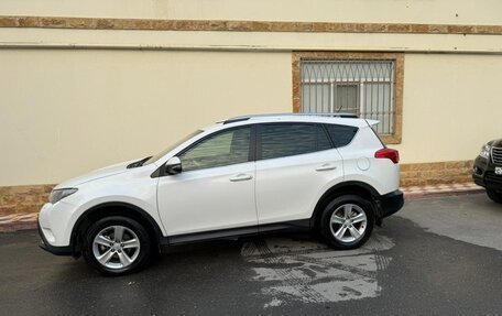 Toyota RAV4, 2013 год, 1 750 000 рублей, 4 фотография