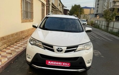 Toyota RAV4, 2013 год, 1 750 000 рублей, 3 фотография